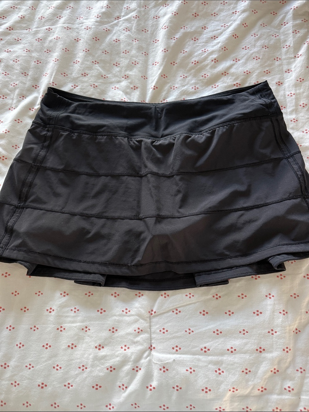 Lululemon Pace Rival Skirt. Size 10.
